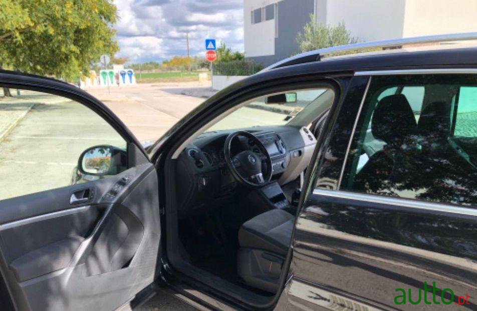 2013' Volkswagen Tiguan photo #1