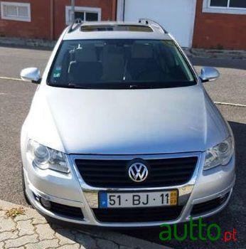 2006' Volkswagen Passat Variant photo #1