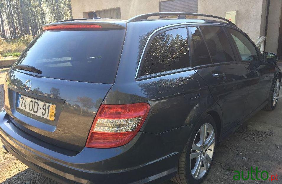 2010' Mercedes-Benz C-250 Amg photo #2