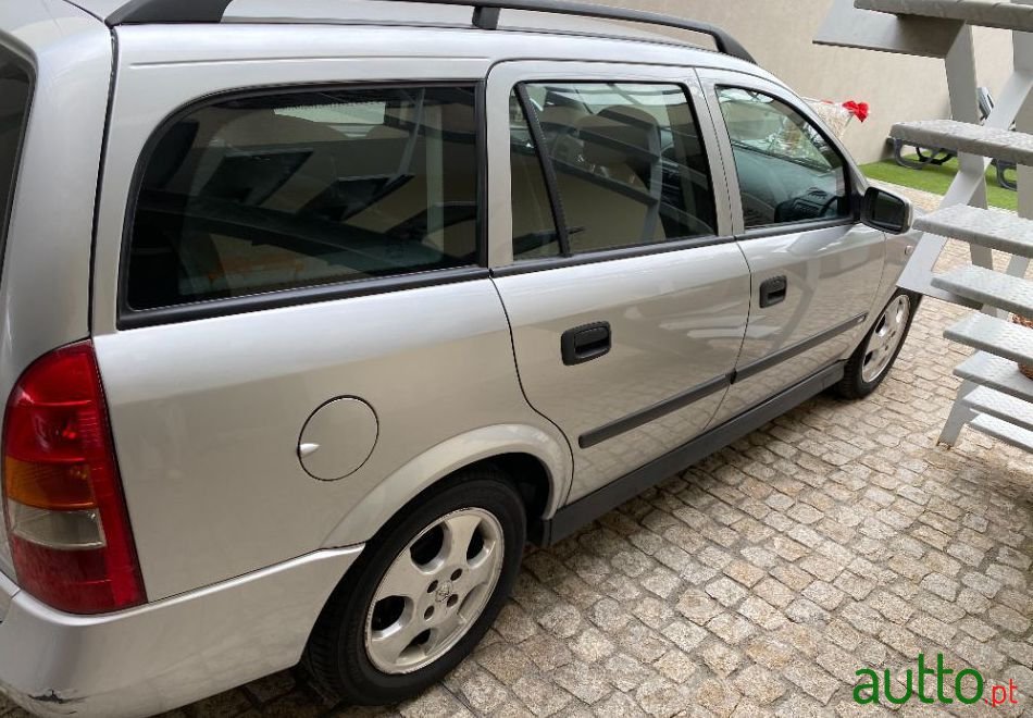 1999' Opel Astra Caravan photo #2