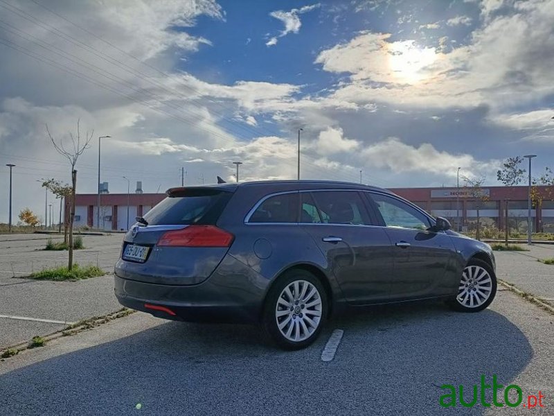 2010' Opel Insignia Sports Tourer photo #4