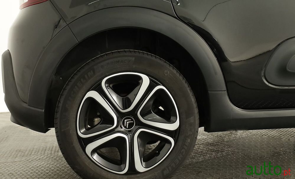 2024' Citroen C3 1.2 Puretech Plus photo #5