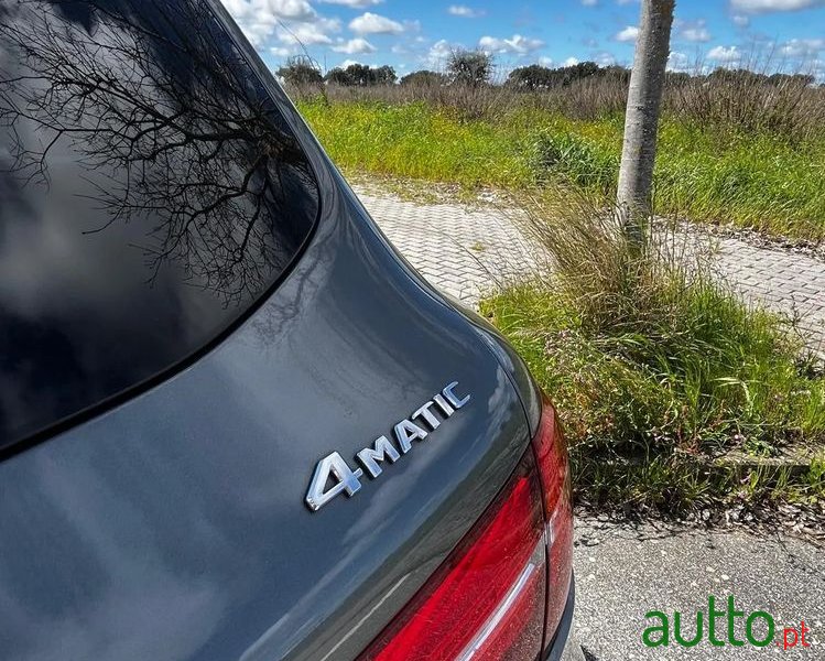 2016' Mercedes-Benz Classe Glc D 4-Matic photo #5