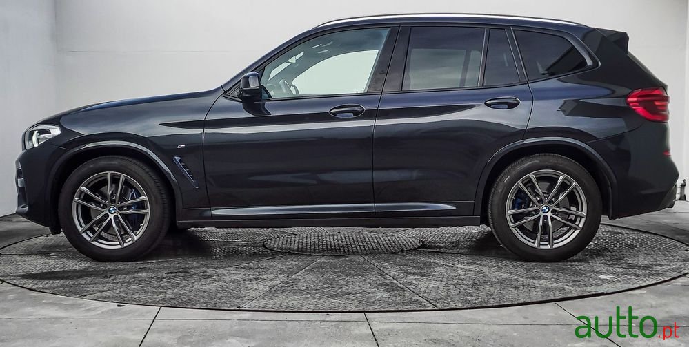 2019' BMW Série X 20 D Xdrive Pack M photo #4