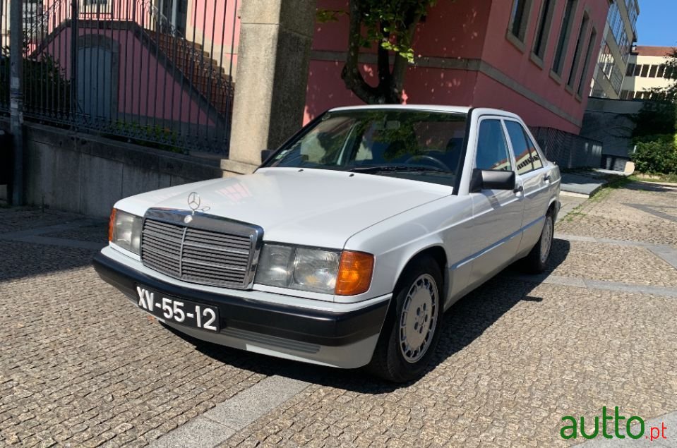 1992' Mercedes-Benz 190 photo #1