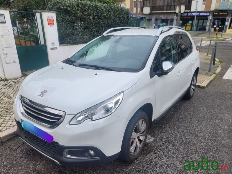 2015' Peugeot 2008 photo #1