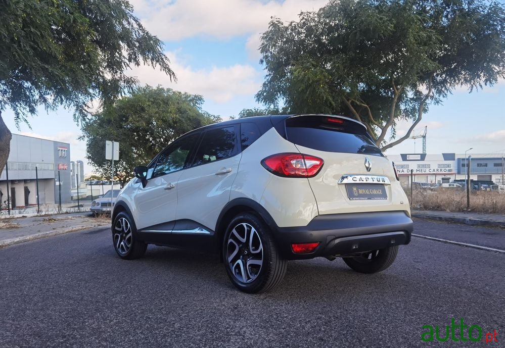 2015' Renault Captur 1.5 Dci Exclusive photo #6