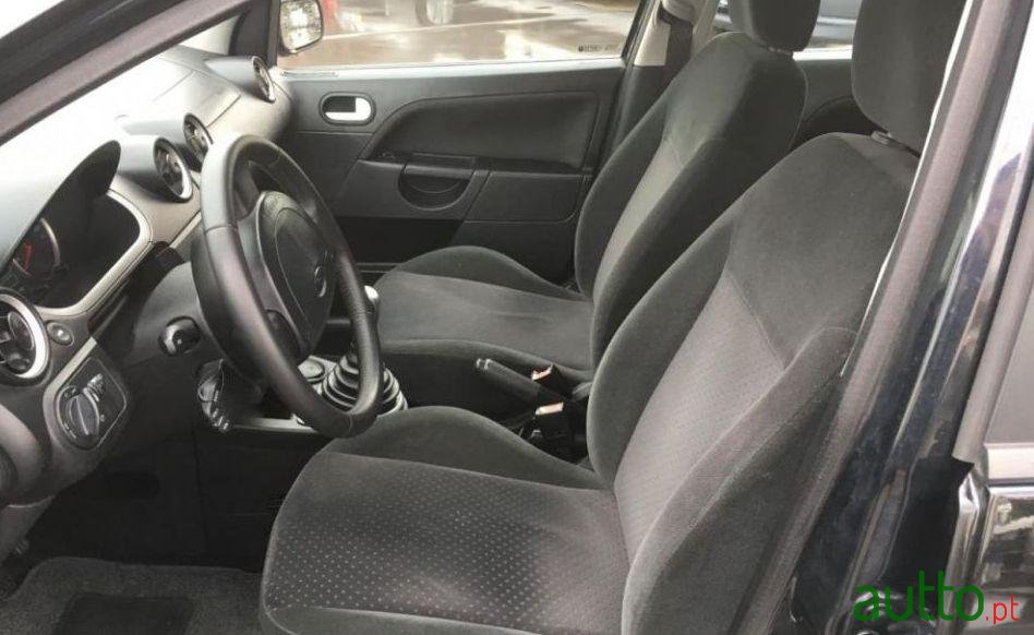 2005' Ford Fiesta 1.25 Ghia photo #2