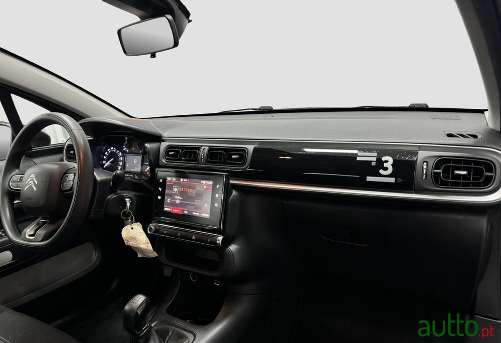 2019' Citroen C3 photo #6