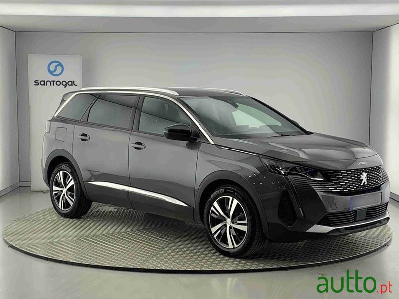 2024' Peugeot 5008 photo #6