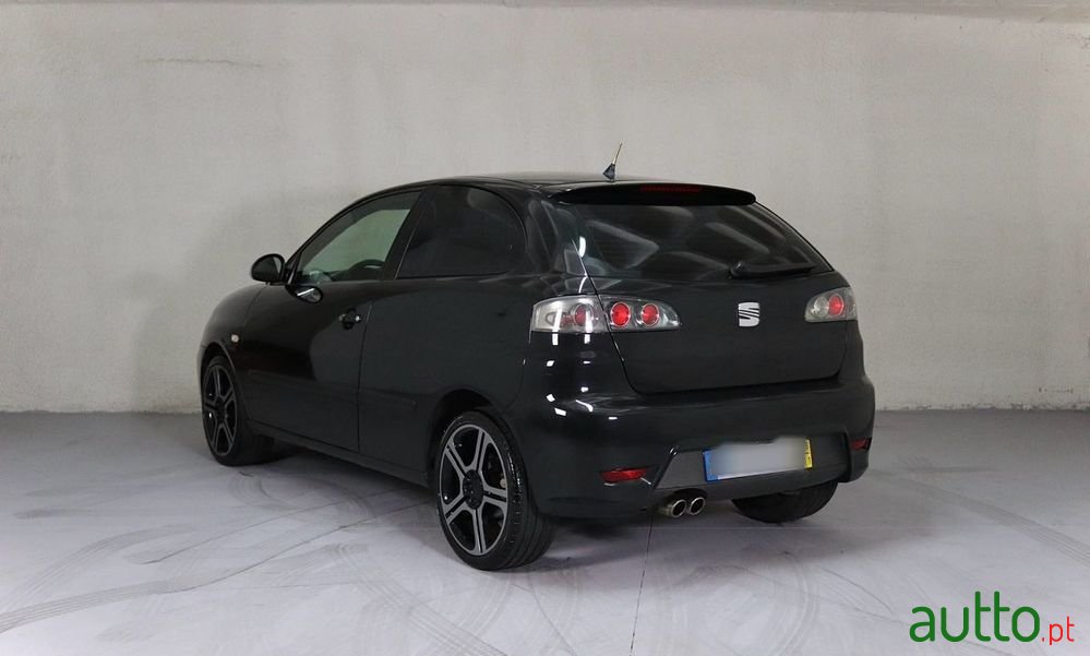 2006' SEAT Ibiza 1.9 Tdi Fr photo #2