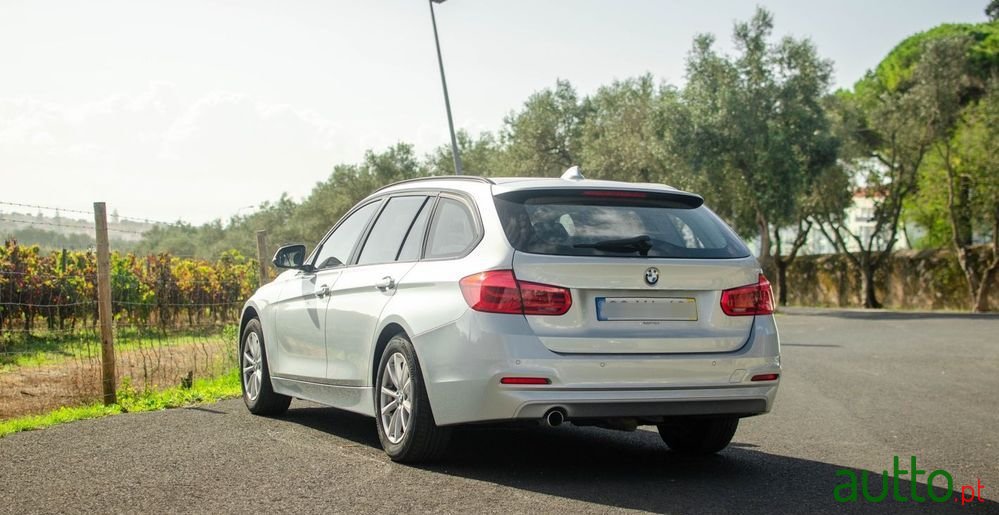 2018' BMW 316 D Touring Advantage photo #4