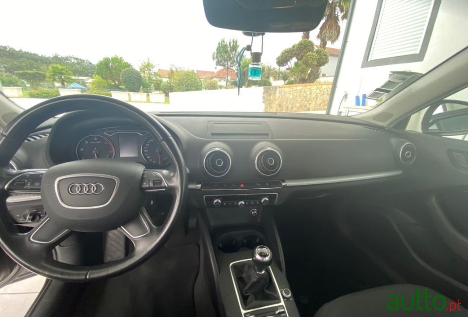 2016' Audi A3 Sportback photo #6