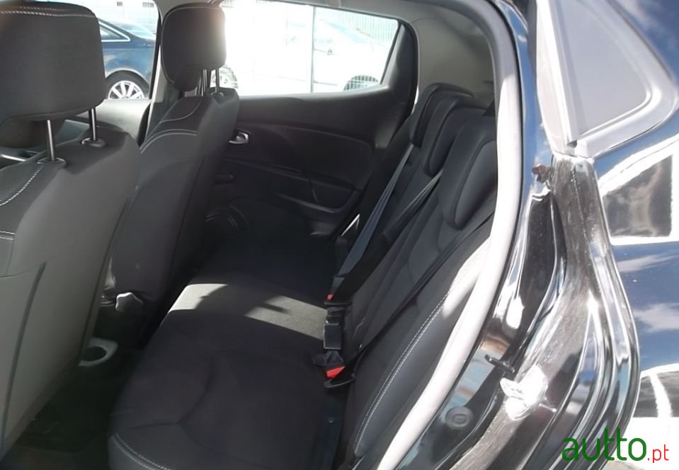 2017' Renault Clio photo #6