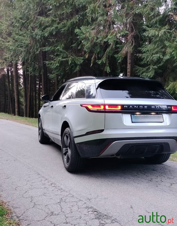 2018' Land Rover Range Rover Velar photo #5