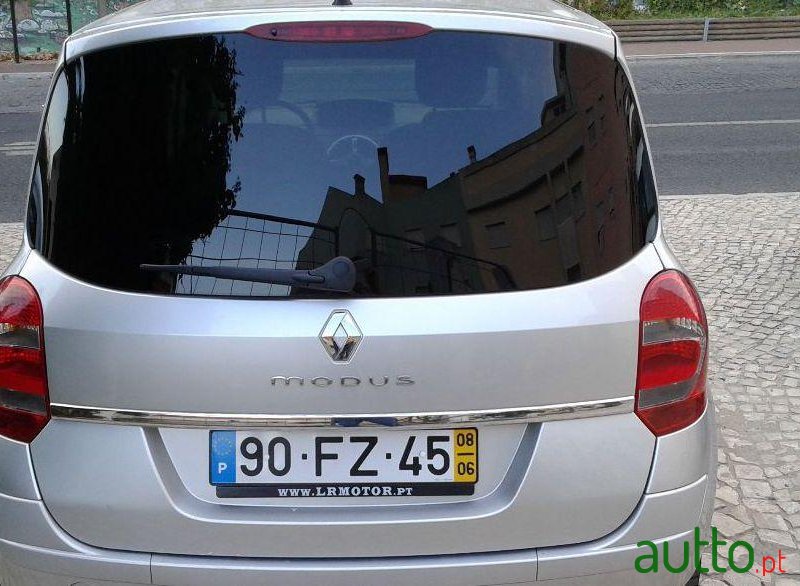 2008' Renault Grand-Modus photo #1
