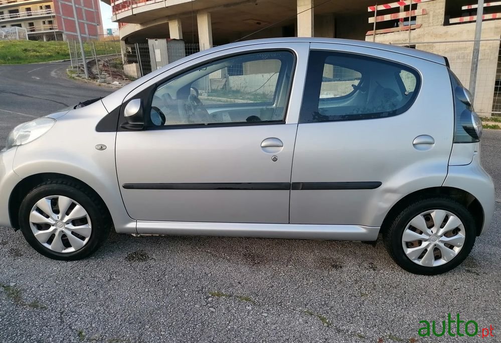 2011' Citroen C1 1.0 Attraction photo #3