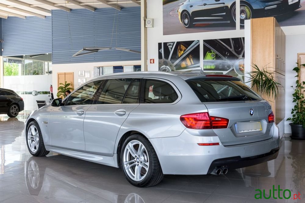 2014' BMW Série 5 D Pack M Auto photo #5