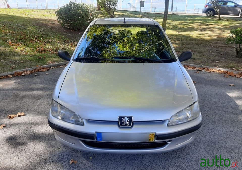 2002' Peugeot 106 photo #3