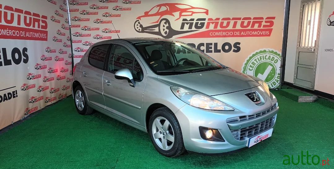 2010' Peugeot 207 photo #1