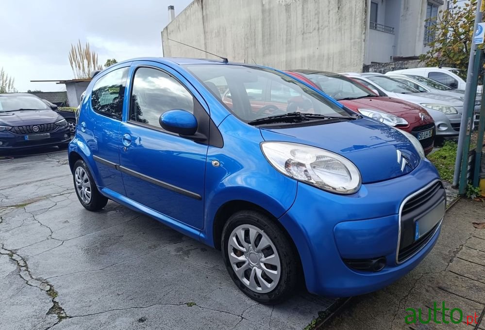 2010' Citroen C1 1.0 Vti Shine Etg photo #3