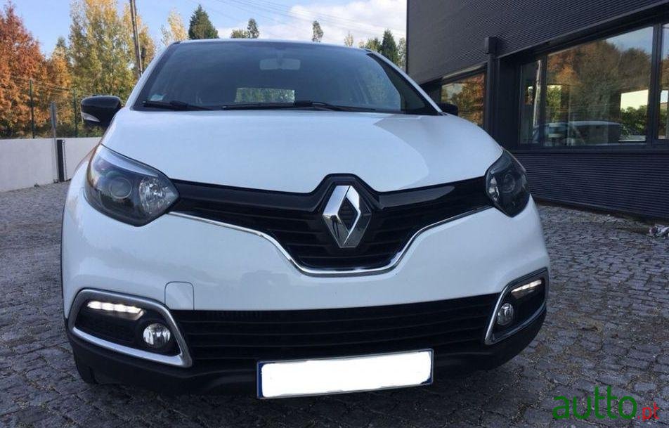 2015' Renault Captur 110Cv photo #2