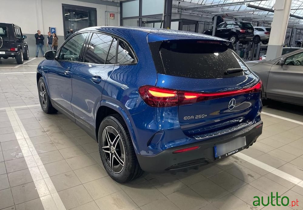 2023' Mercedes-Benz EQA 250+ Amg Line photo #4