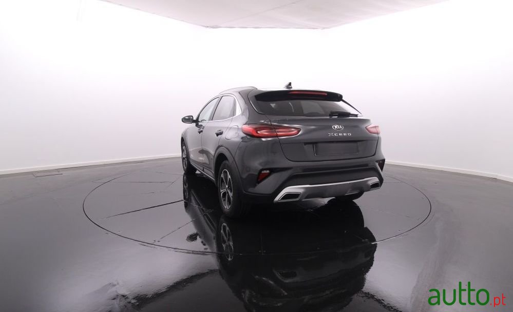 2021' Kia XCeed photo #5