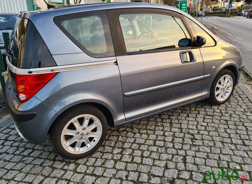 1999' Peugeot 1007 photo #3