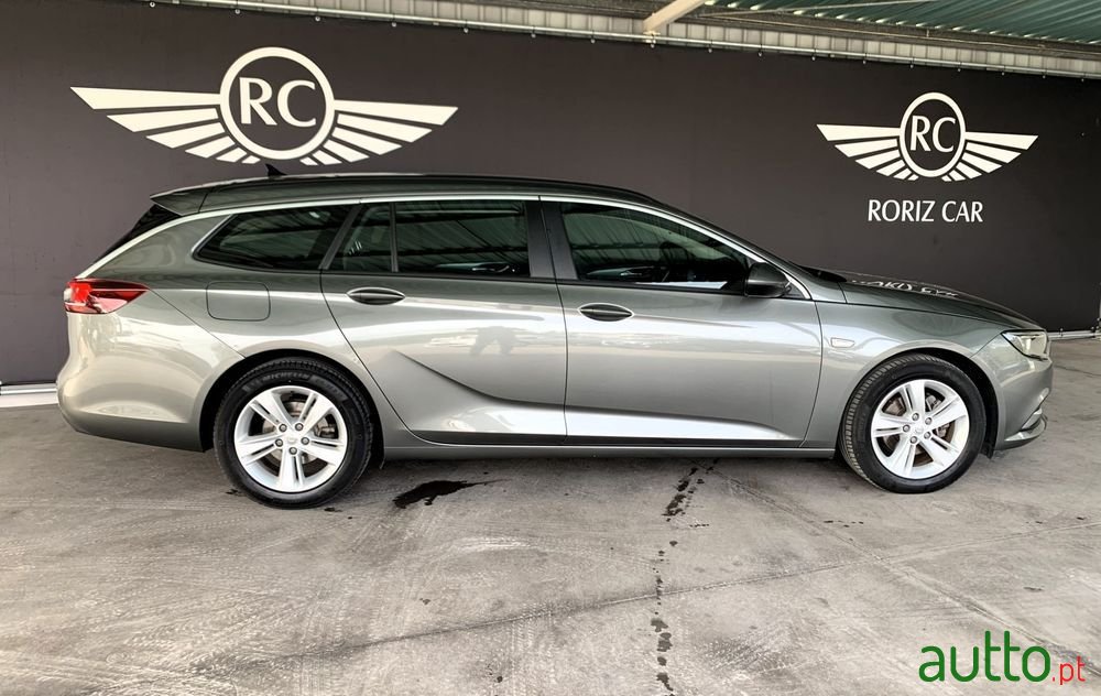 2019' Opel Insignia Sports Tourer photo #3