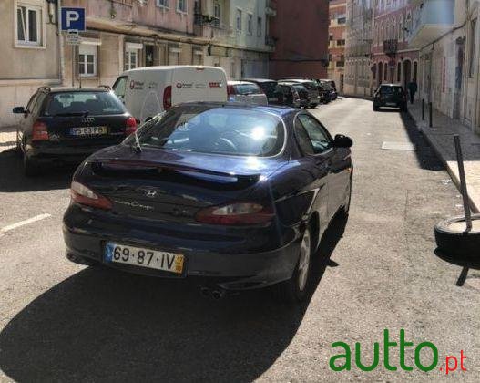 1997' Hyundai Coupe photo #2