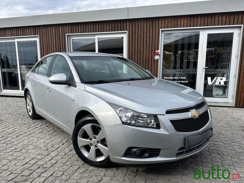 2009' Chevrolet Cruze 2.0 Vcdi Lt photo #3