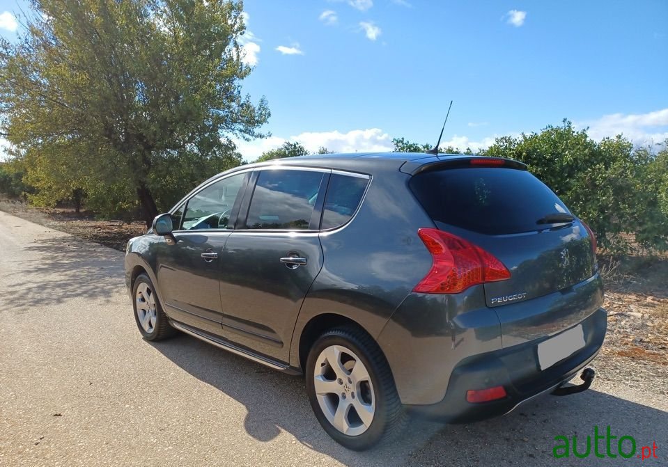 2012' Peugeot 3008 photo #5