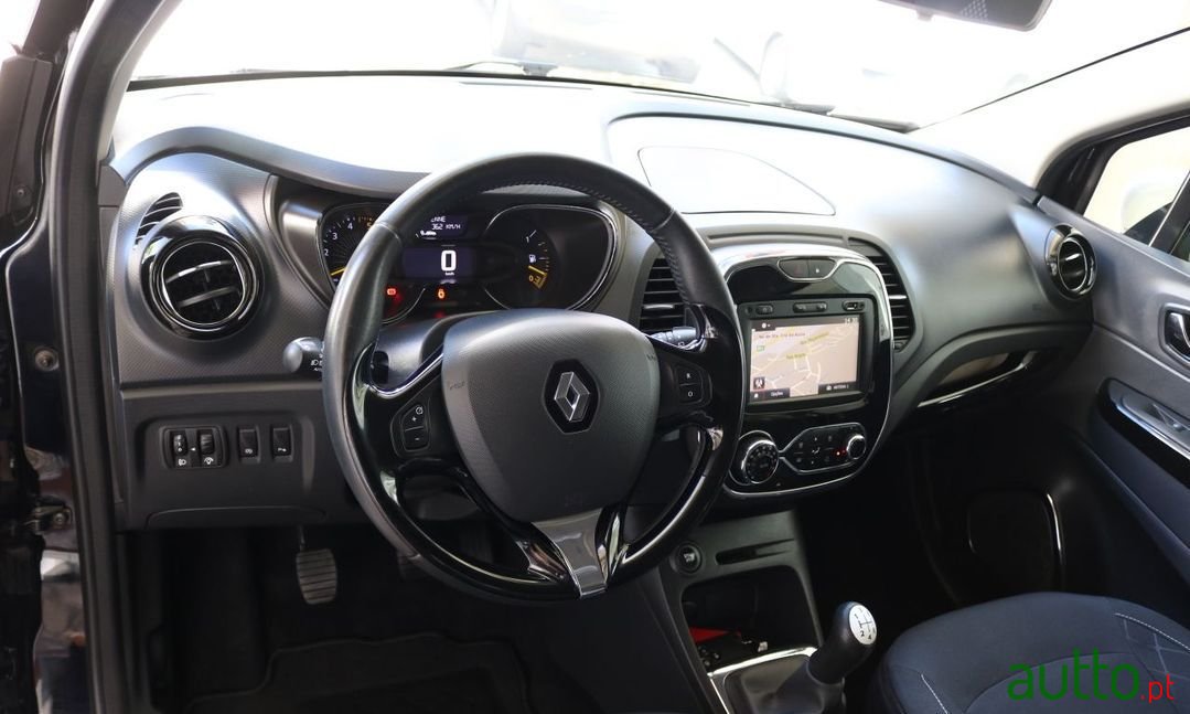 2013' Renault Captur photo #5