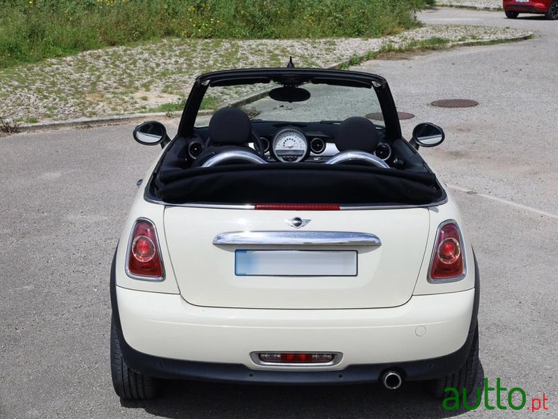 2011' MINI One D 3 Portas photo #5