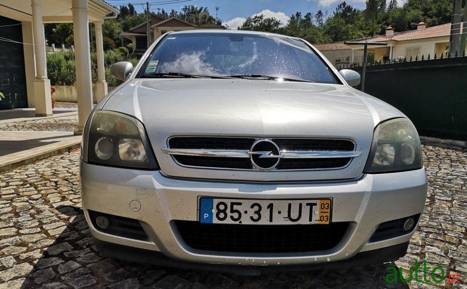 2003' Opel Vectra Gts 2.2 Dti photo #3