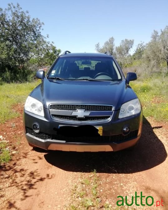 2009' Chevrolet Captiva photo #4