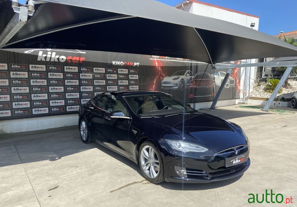 2015' Tesla Model S 85D photo #1