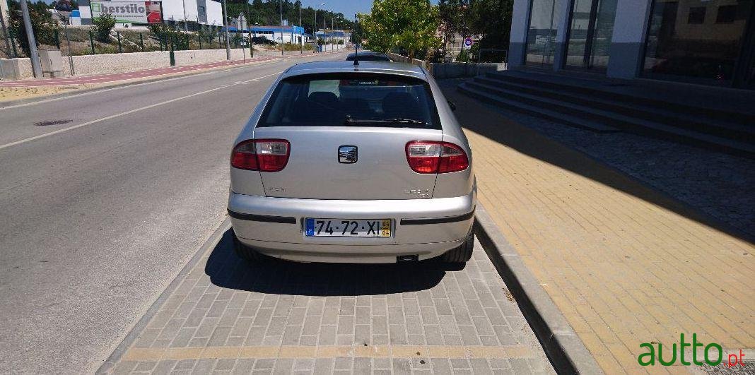 2004' SEAT Leon Sport 1.9 Tdi 110Cv photo #2
