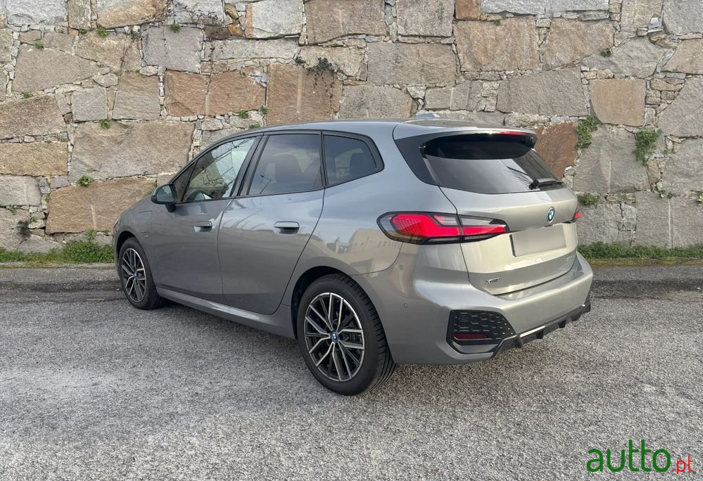 2024' BMW Série 2 photo #4