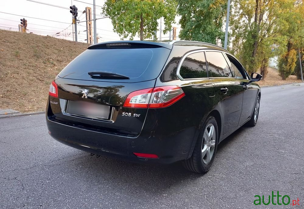 2013' Peugeot 508 Sw photo #2