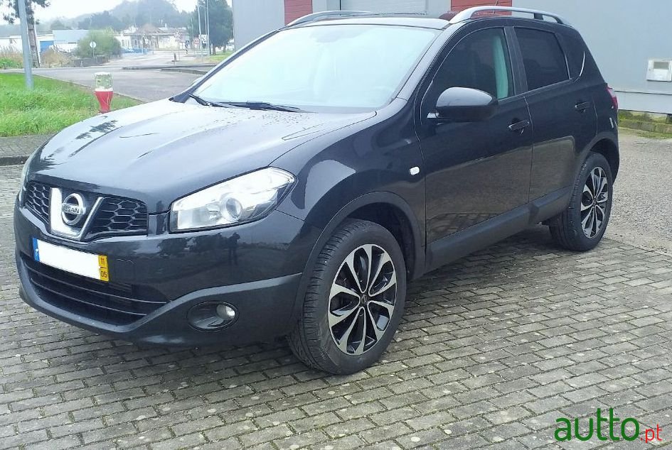 2011' Nissan Qashqai photo #3
