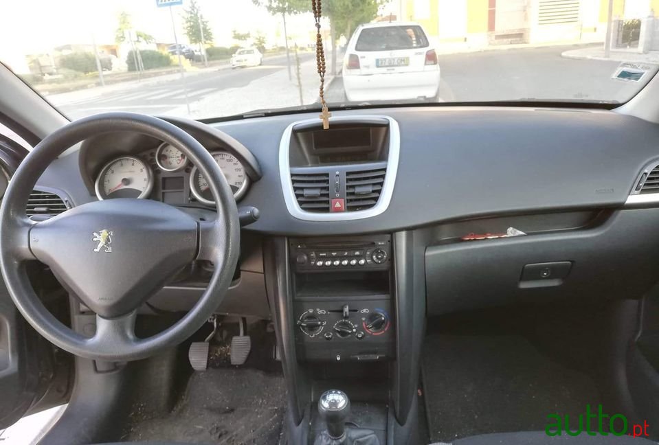 2008' Peugeot 207 Sw photo #4