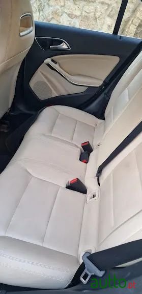 2018' Mercedes-Benz Classe Cla photo #5