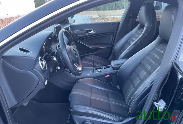 2016' Mercedes-Benz CLA 200 photo #3
