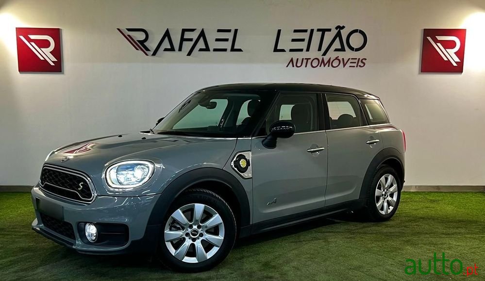 2019' MINI Countryman Cooper photo #1