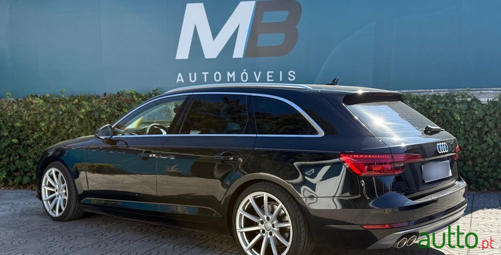 2016' Audi A4 Avant photo #5