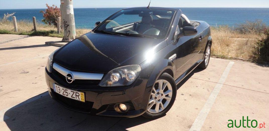 2005' Opel Tigra photo #4