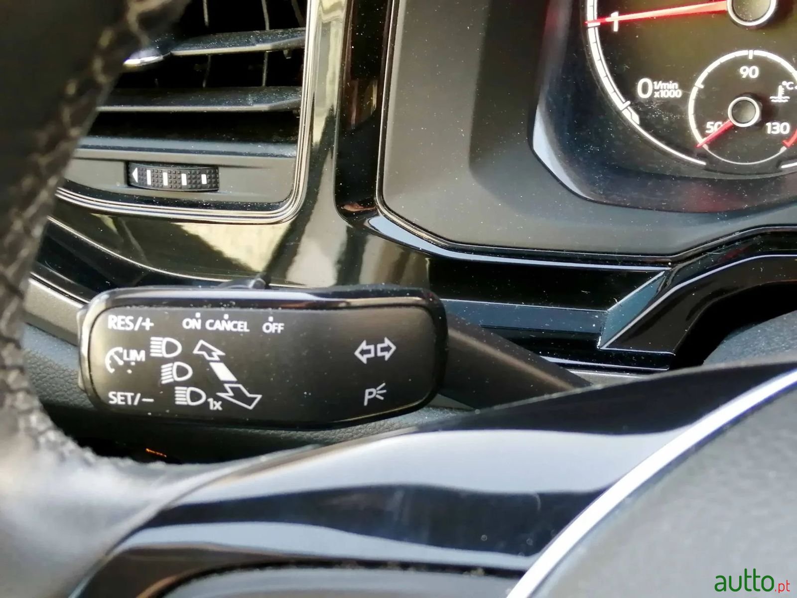 2019' Volkswagen Polo photo #5