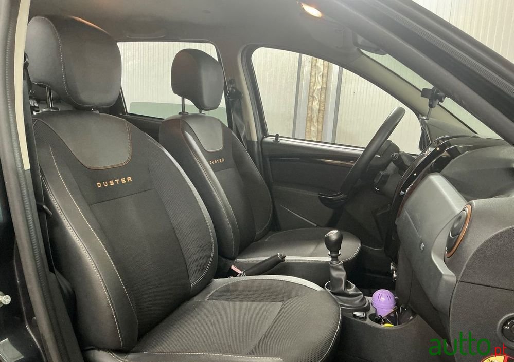 2017' Dacia Duster 1.2 Tce Sl Explorer photo #4